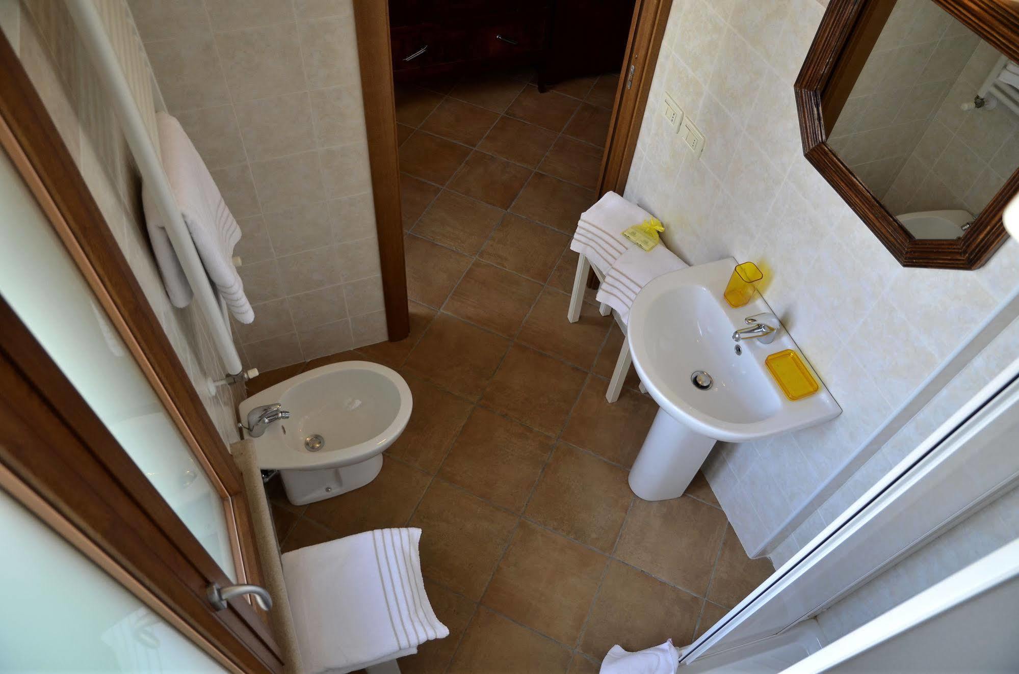 9 Muse Bed And Breakfast Canneto sull'Oglio Exterior foto
