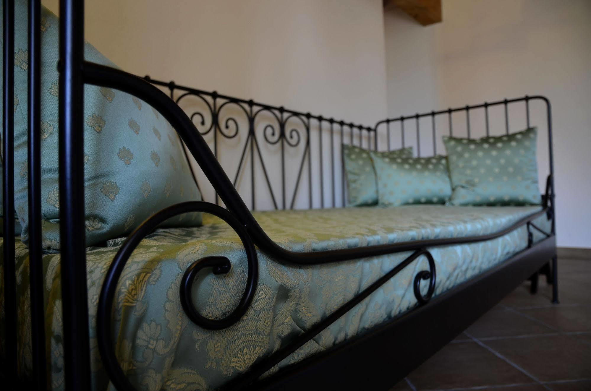 9 Muse Bed And Breakfast Canneto sull'Oglio Exterior foto